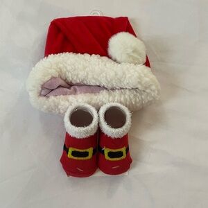 Pickle & Dot Festive Red Santa Hat and Booties Set for Kids, NWT, Size 0-6 month